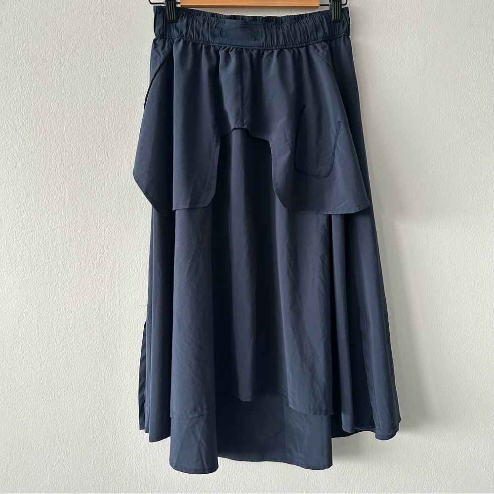 Lululemon Time to Flounce Skirt in navy blue - Picture 7 of 9